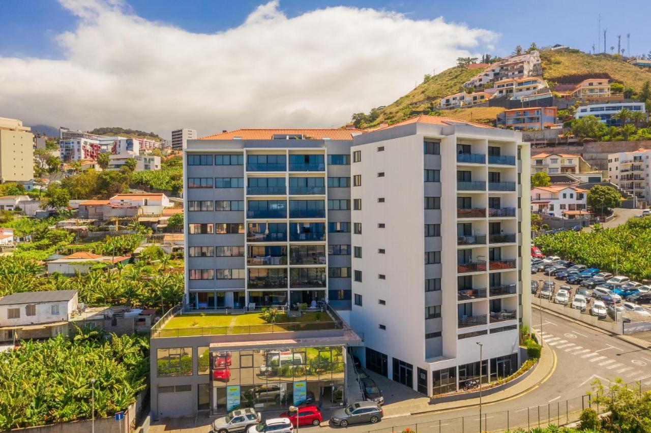 Ocean View And Garden In Exclusive Area Apartment Funchal  Exterior photo