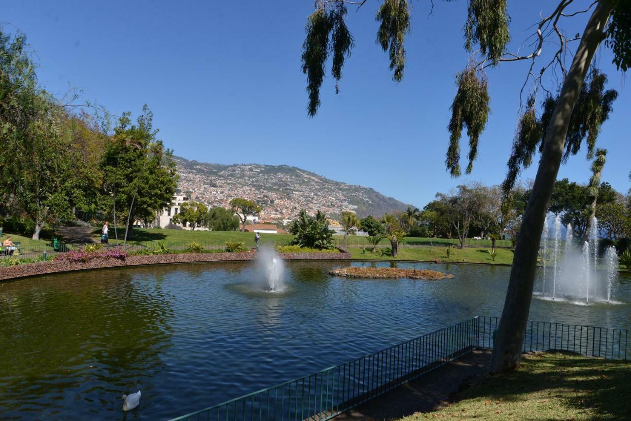 Ocean View And Garden In Exclusive Area Apartment Funchal  Exterior photo